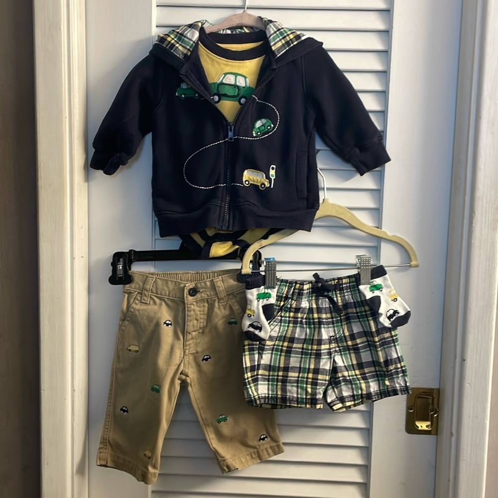 COPY - Gymboree 5 Piece Cars Set Size 3-6 Months (Hoodie is 6-12m)-Excellent Co…